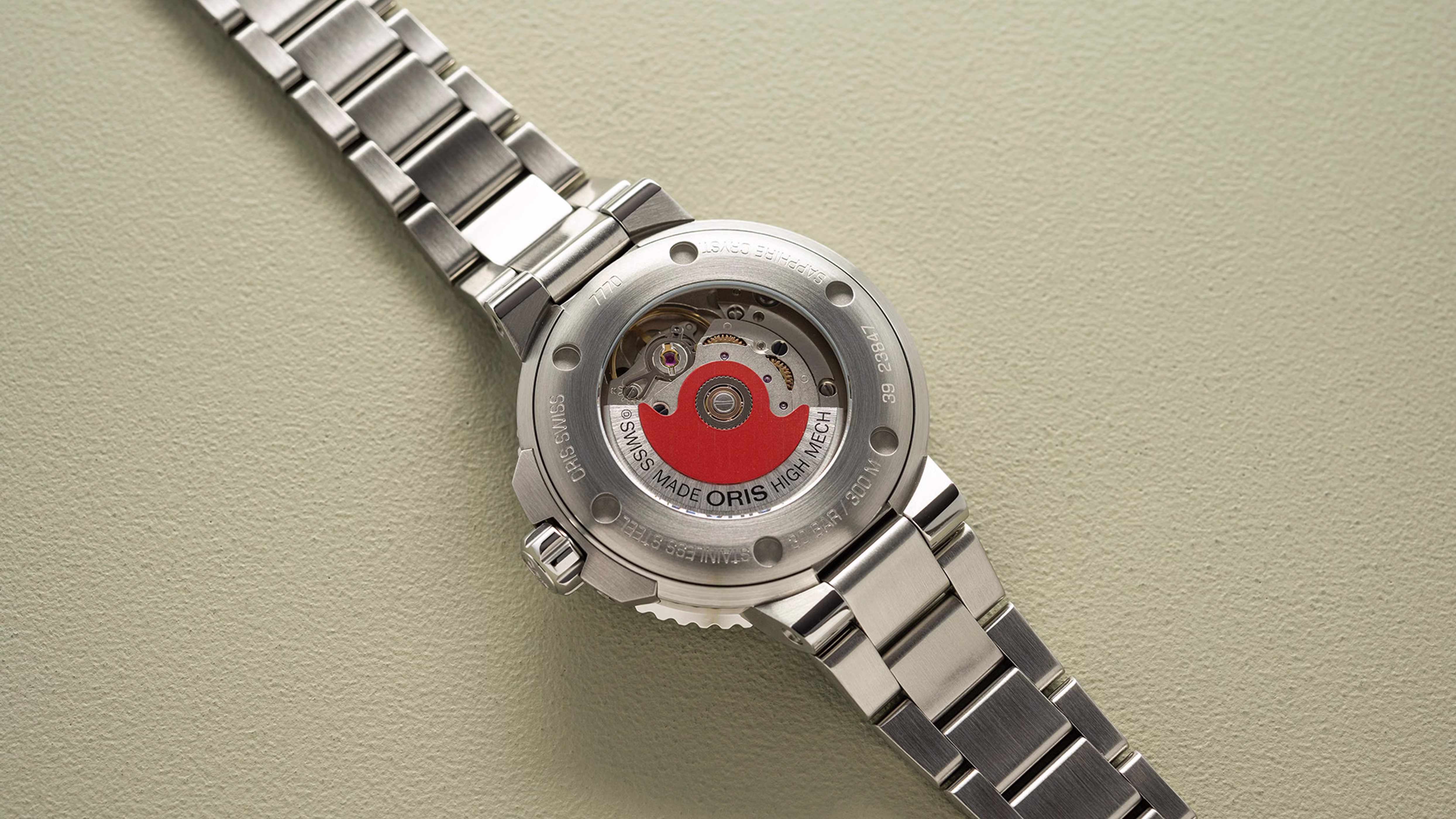 Oris Aquis Date 36,5mm Grün Perlmutt Damenuhr 01 733 7770 4157-07 8 18 05P