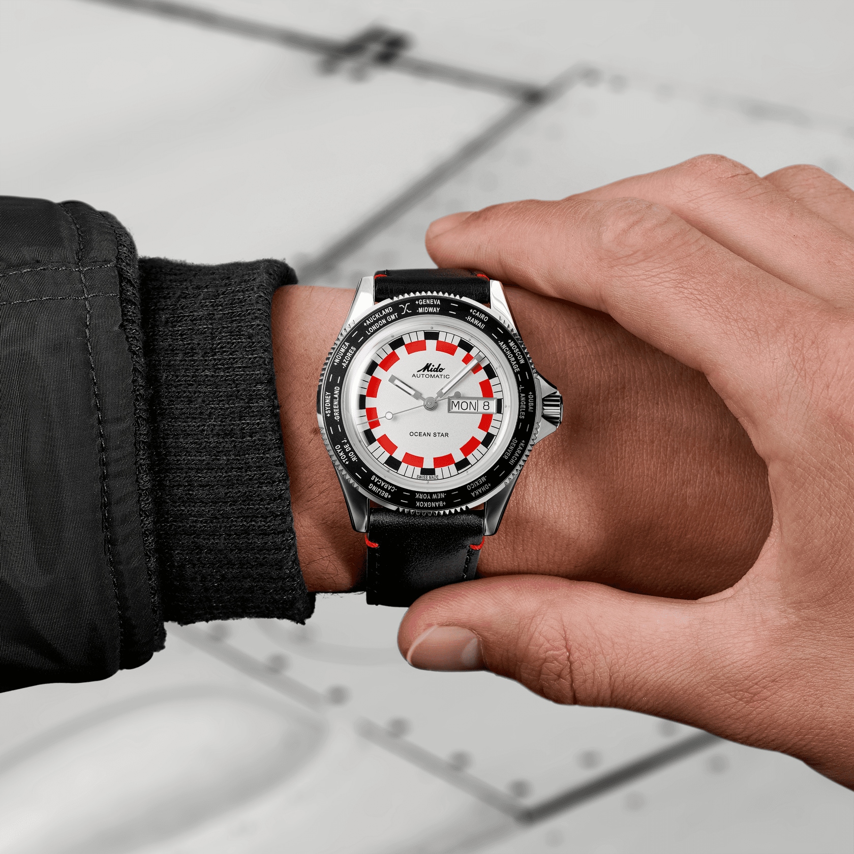 Mido Ocean Star Worldtimer Herrenuhr M026.830.16.030.00