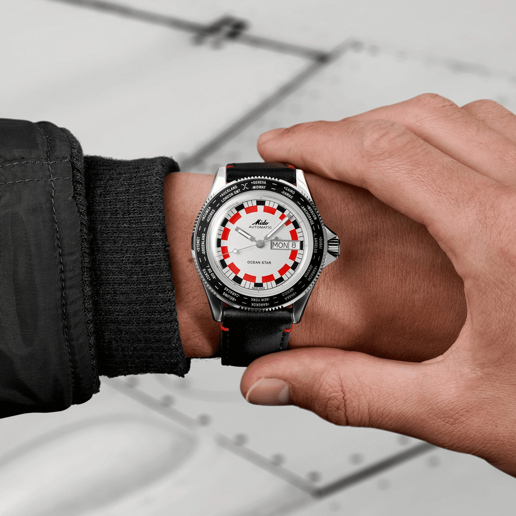 Mido Ocean Star Worldtimer Herrenuhr M026.830.16.030.00