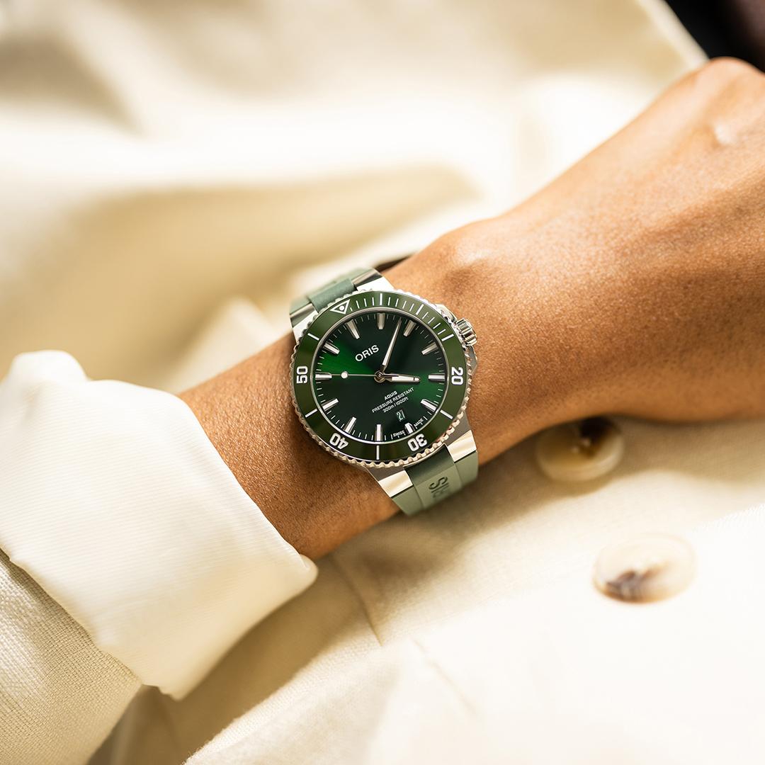 Oris Herrenuhr Aquis 01 733 7789 4157-07 4 23 37FC