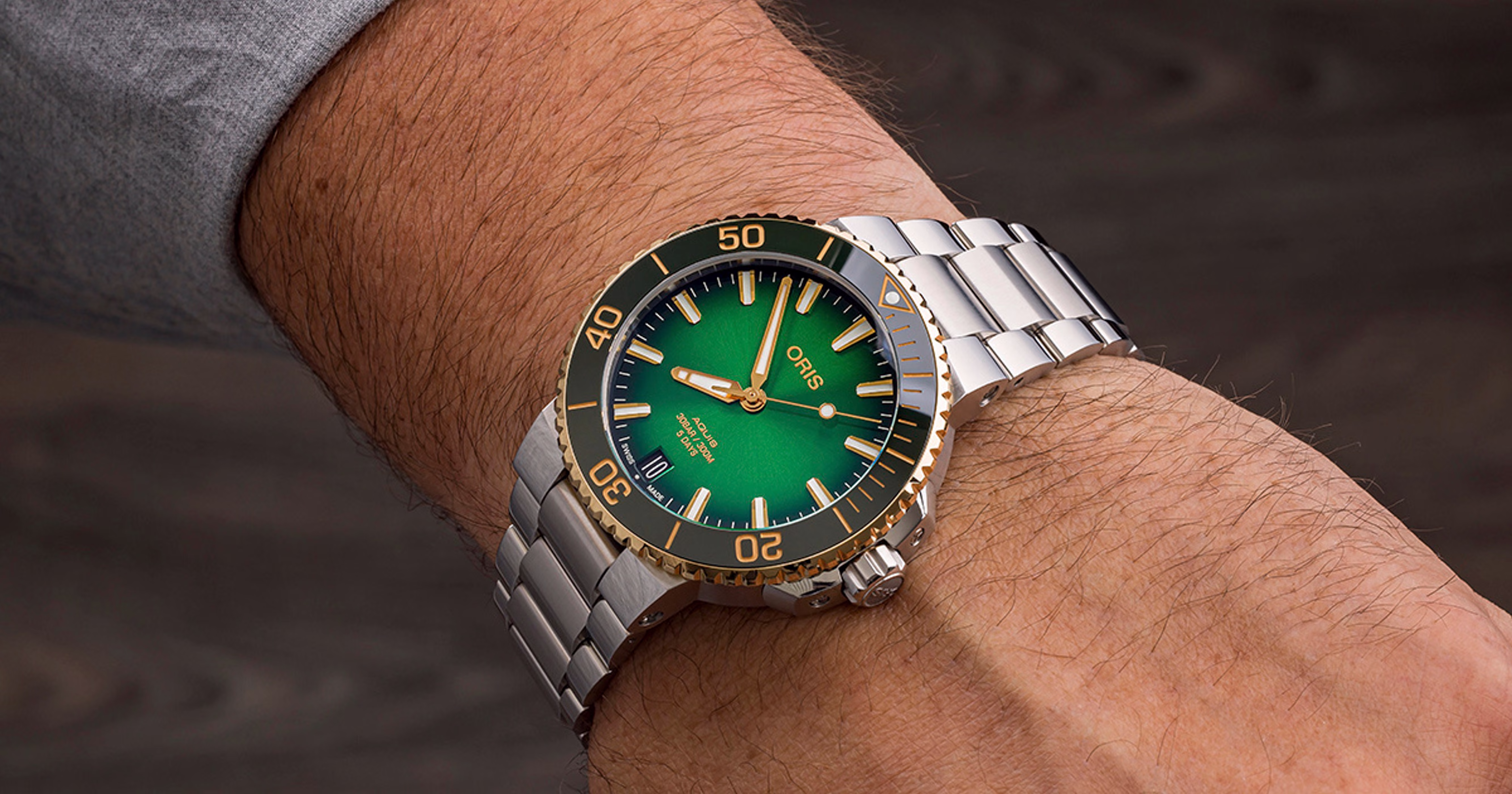 Oris Aquis Date Calibre 400 41,5mm  Taucheruhr Herrenuhr 01 400 7769 6357-07 8 22 09PE