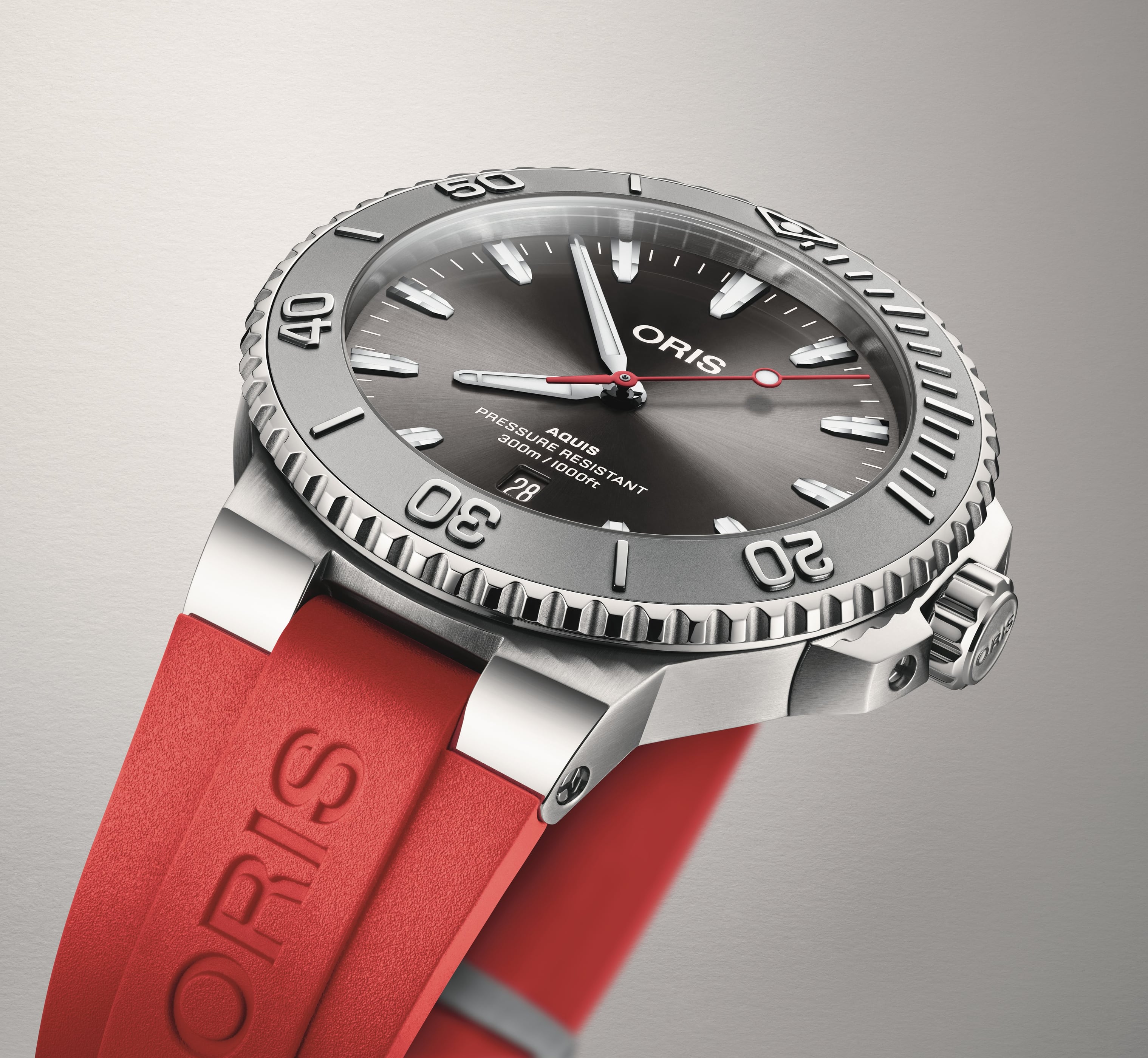 Oris AQUIS DATE RELIEF Herrenuhr 01 733 7789 4153-07 4 23 36FC