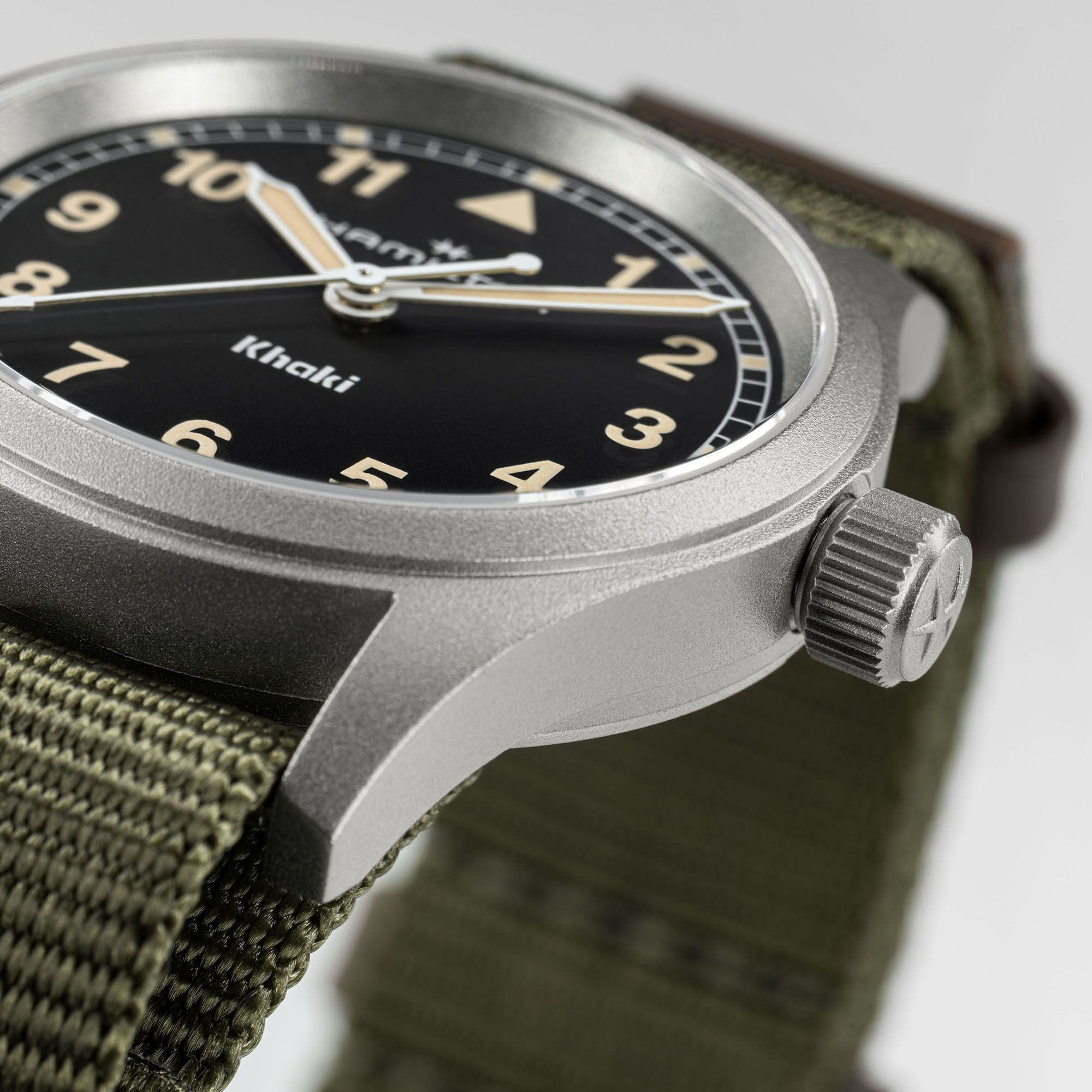 Hamilton Khaki Field Quartz 33 cm Herrenuhr H69301930