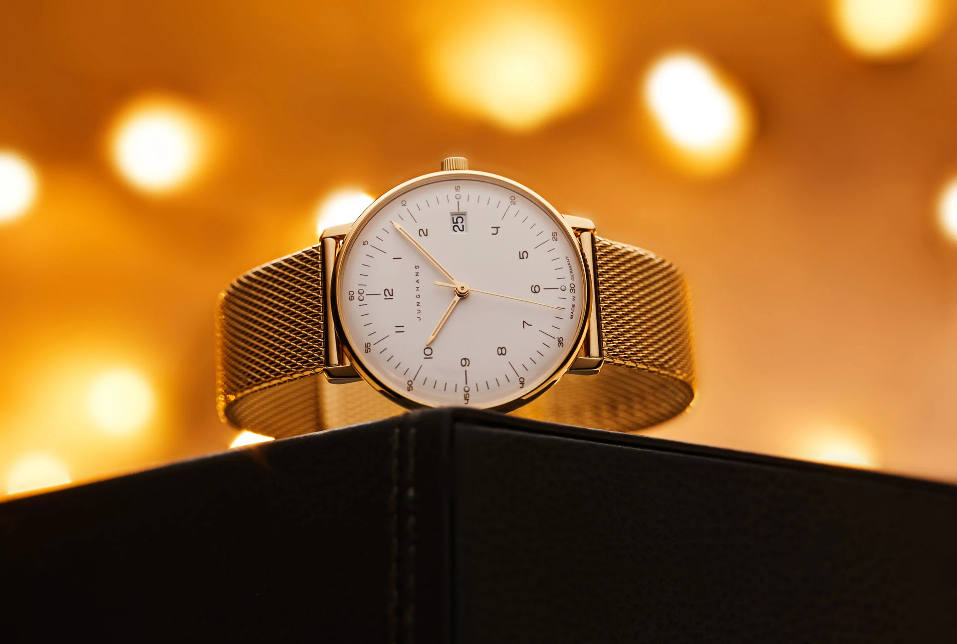 Junghans max bill Saphirglas Damenuhr 47/7452.46