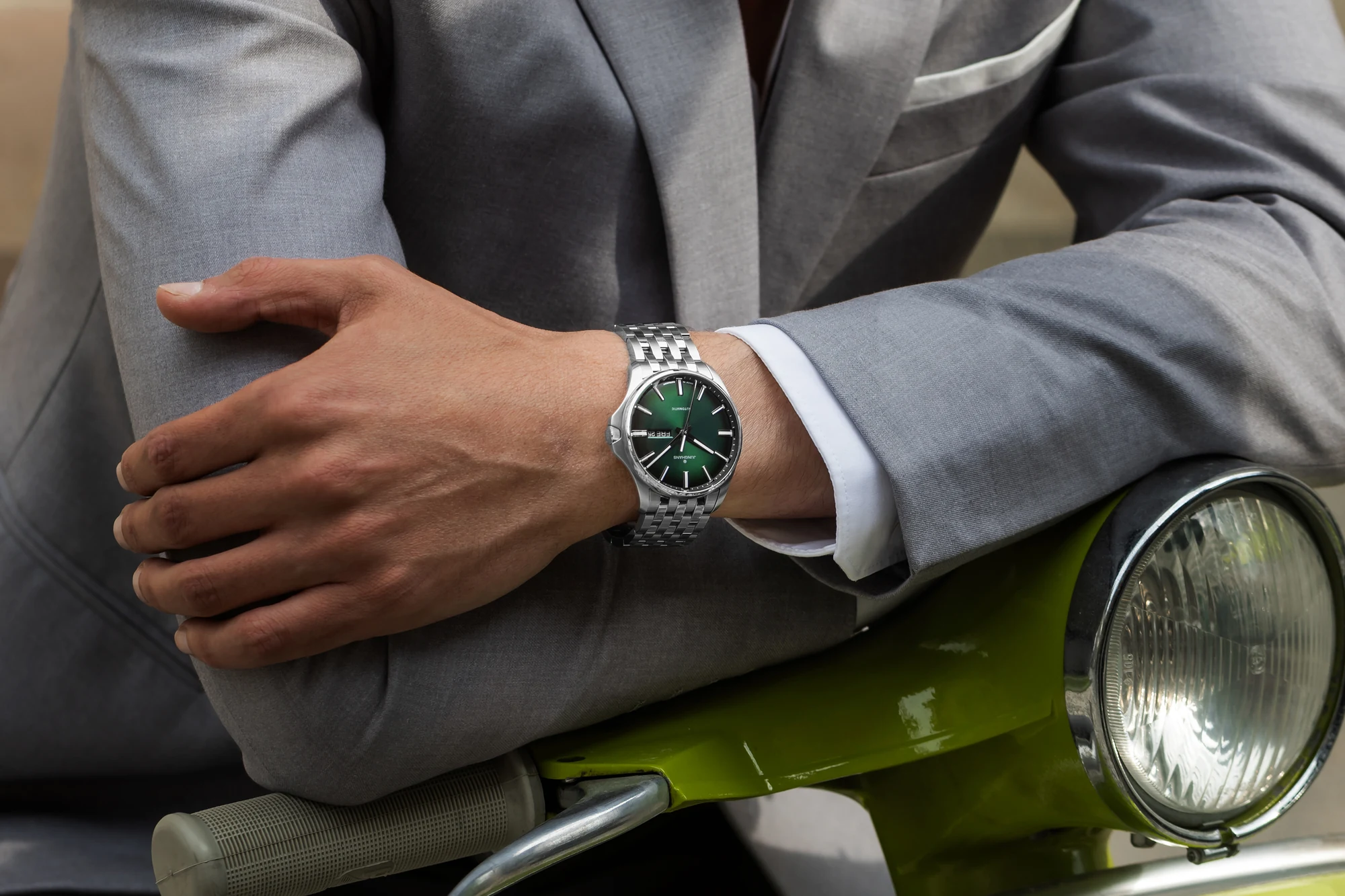 Junghans Meister S Automatic, Saphirglas, Dunkelgrün, Edelstahlband Herrenuhr 27/4518.44