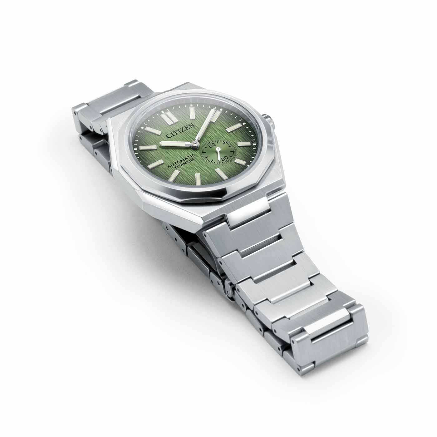 Citizen Super Titanium Zenshin 60 grün Herrenuhr NK5020-58X