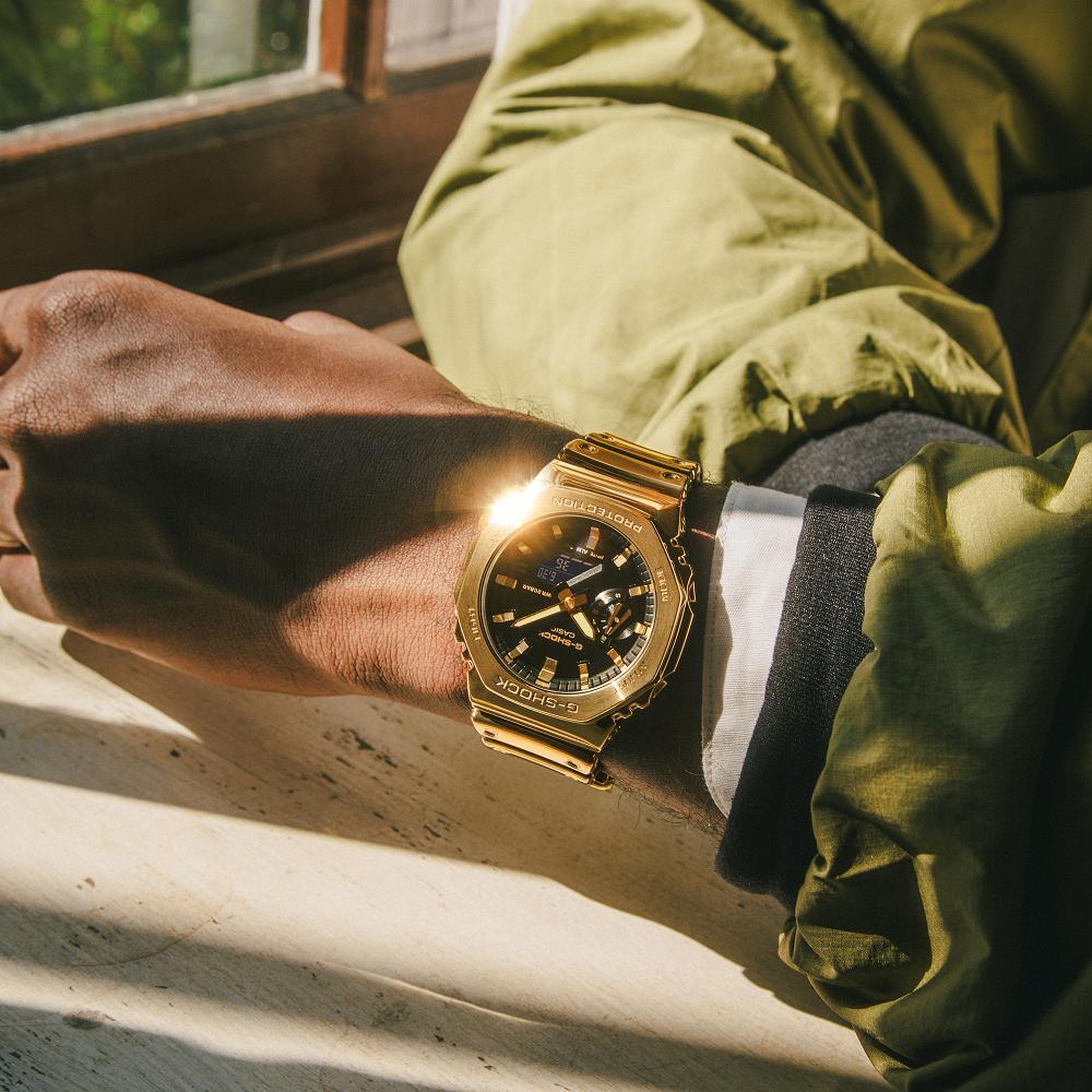 G-SHOCK Classic Herrenuhr GM-2100YMG-9AER