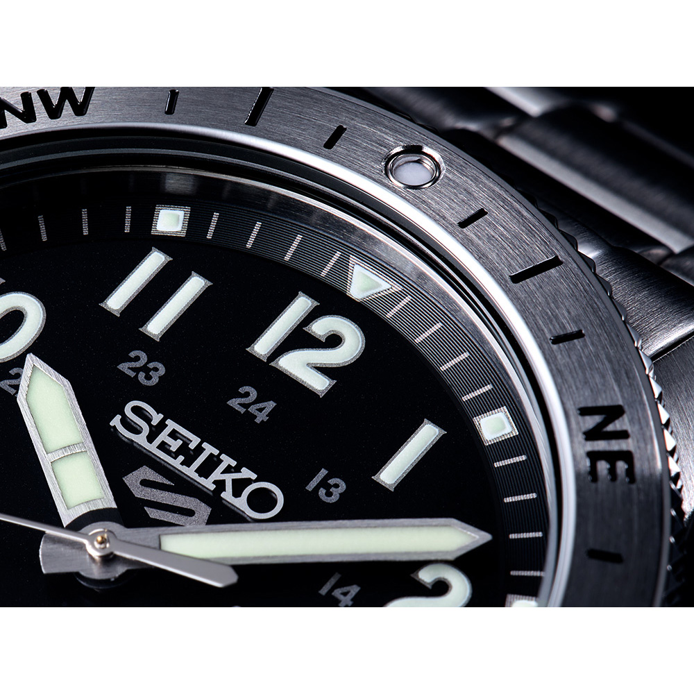 Seiko 5 Sports Field series 41mm, Edelstahl, Automatik, Schwarz Herrenuhr HDB006K1