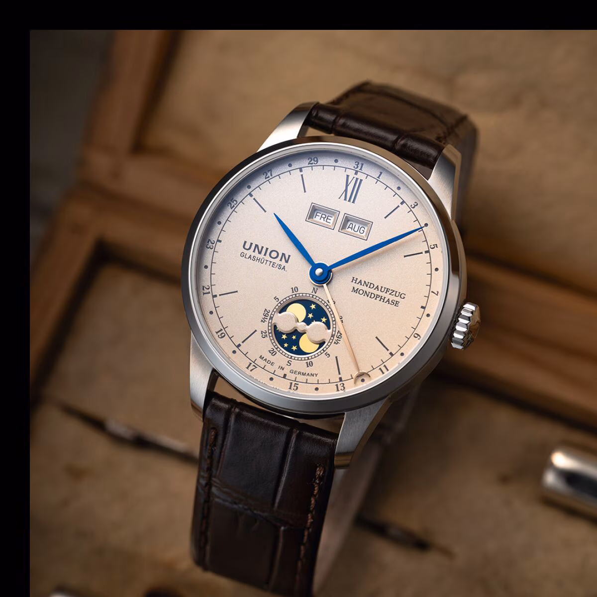 Union Glashütte 1893 Johannes Dürrstein Edition "Doppelmondphase" Herrenuhr D007.458.16.039.00