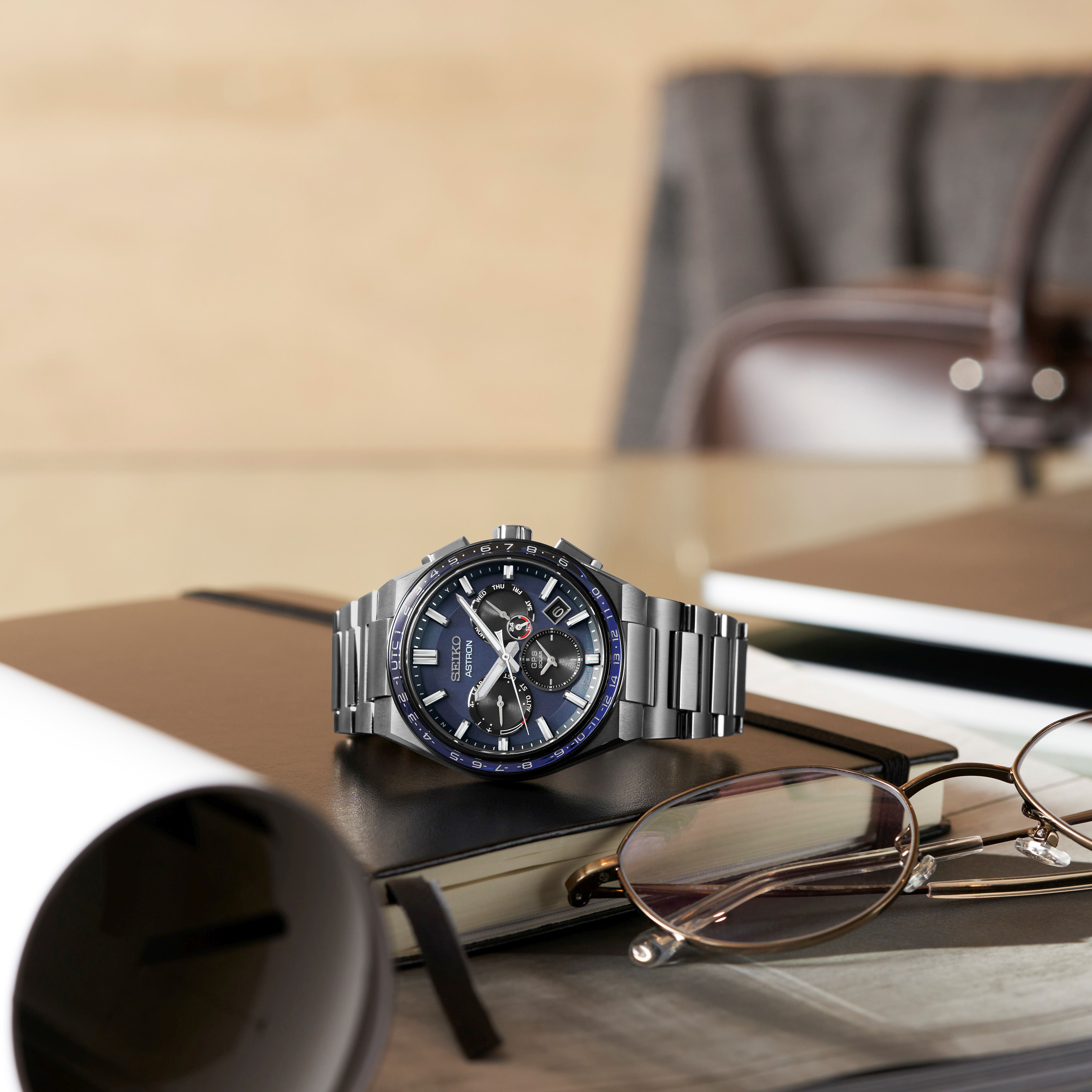 Seiko Astron GPS Solar Dual-Time Herrenuhr SSH109J1