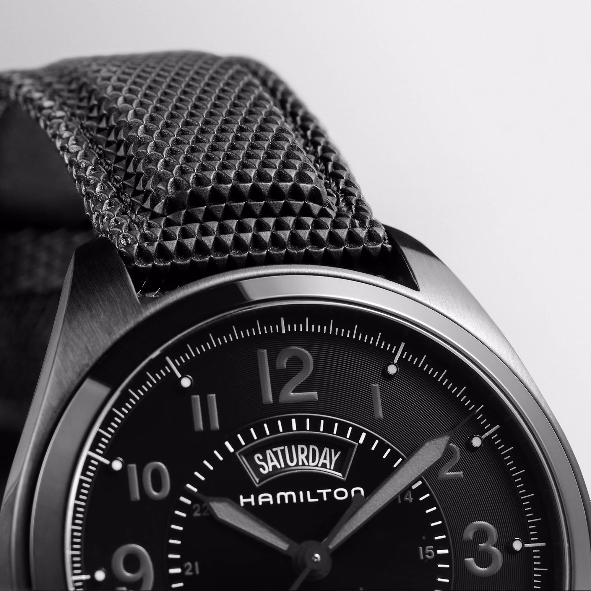 Hamilton Khaki Field Day Date Automatik H70695735 Herrenuhr