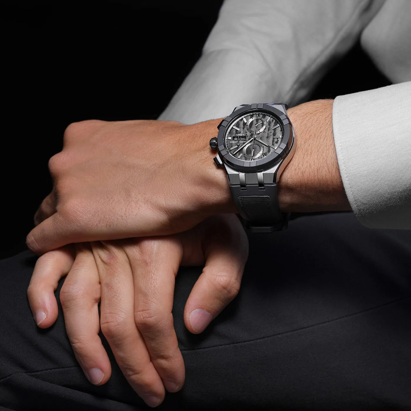Maurice Lacroix Aikon-IC Carbon UD Chronograph 43 mm Automatik Kautschukarmband Herrenuhr AC6038-S1C34-330-3