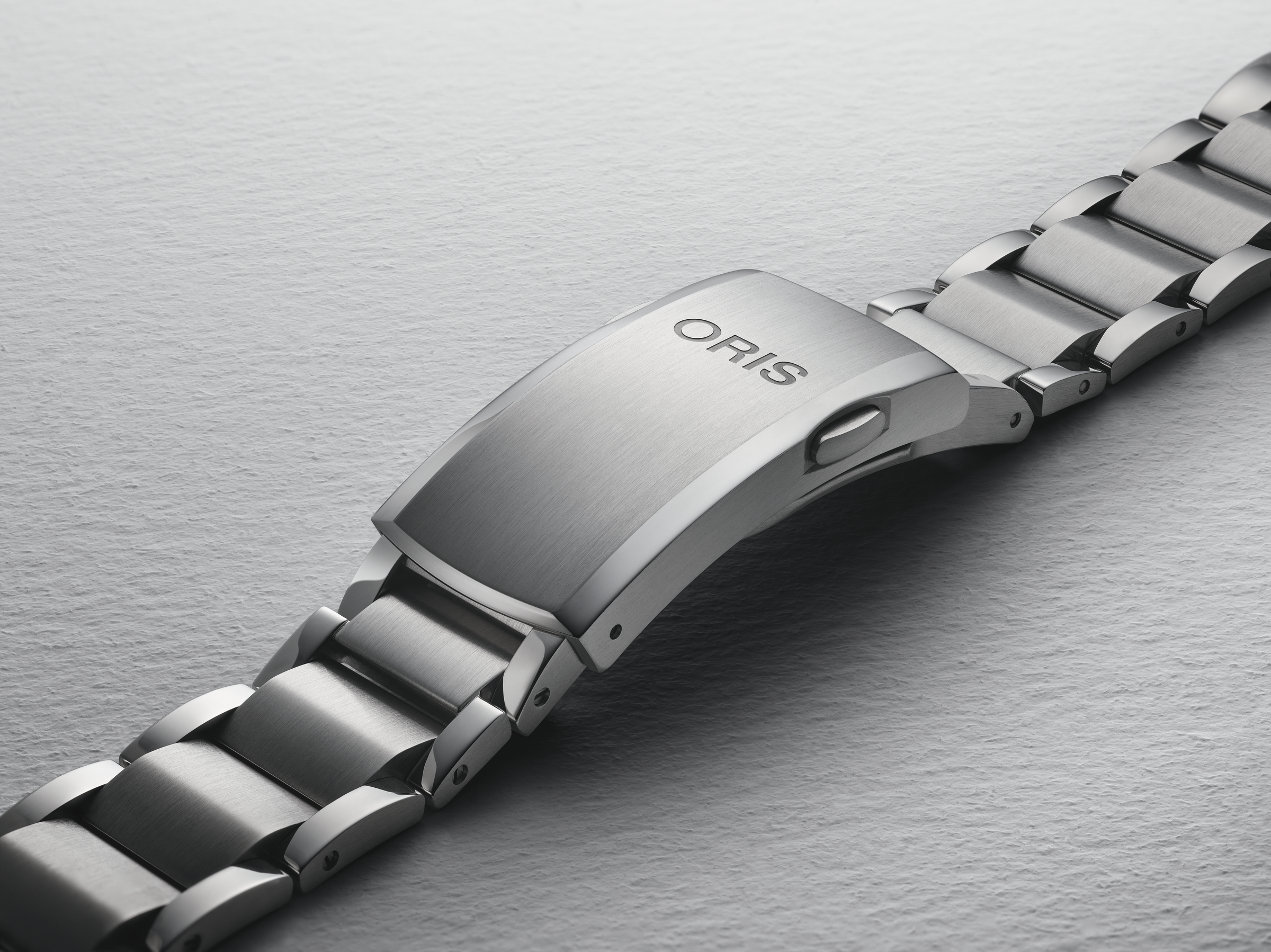 Oris Herrenuhr Aquis 01 400 7790 4150-07 8 23 02PEB