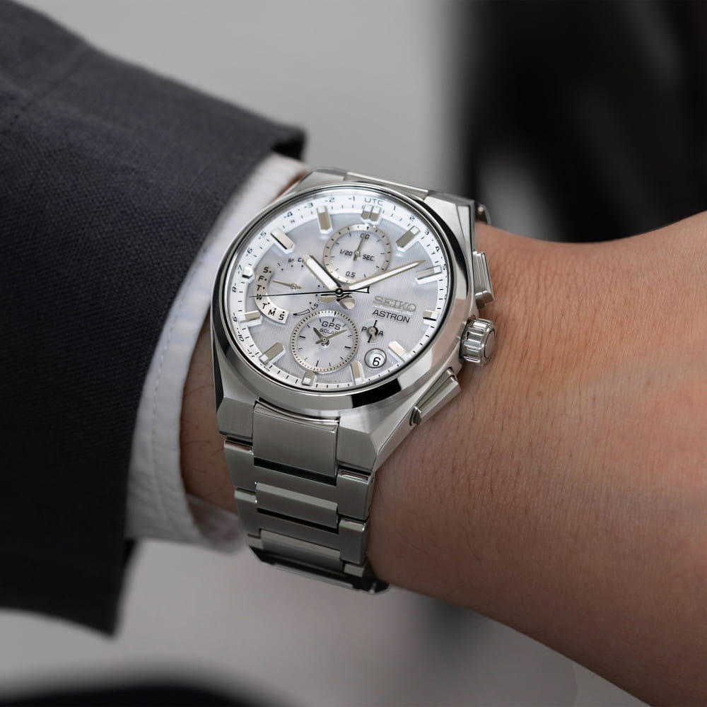 Seiko Seiko Astron GPS Solar Dual Time Chronograph Herrenuhr SSH159J1