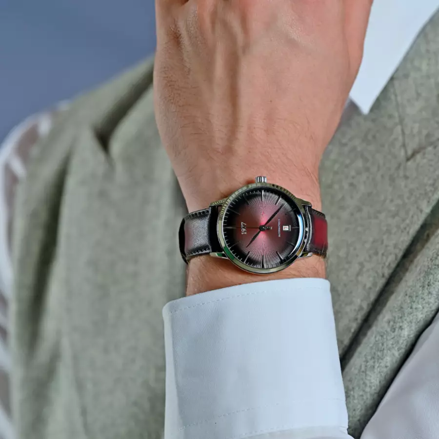 1977 EDMOND Automatique, 40 MM, Cadran Lie-de-vin, Bracelet Cuir Lie-de-vin Herrenuhr 1977P01155