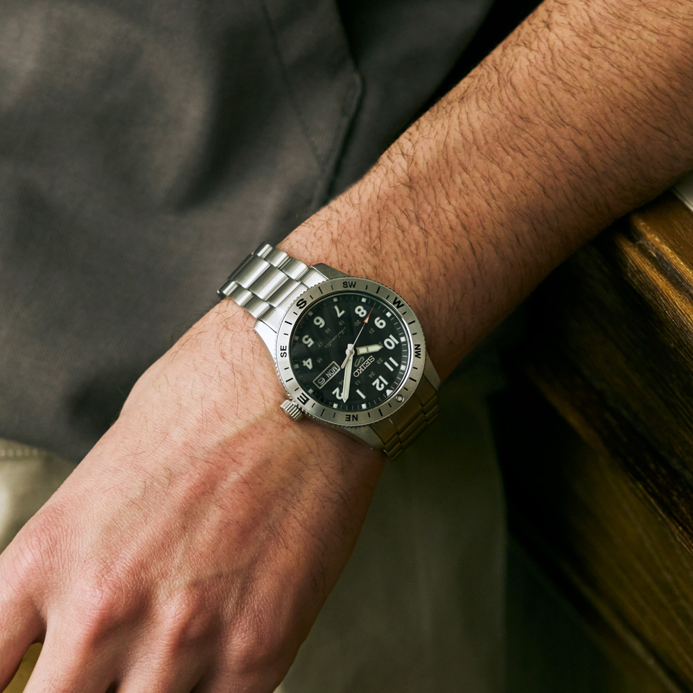 Seiko 5 Sports Field series 41mm, Edelstahl, Automatik, Schwarz Herrenuhr HDB006K1