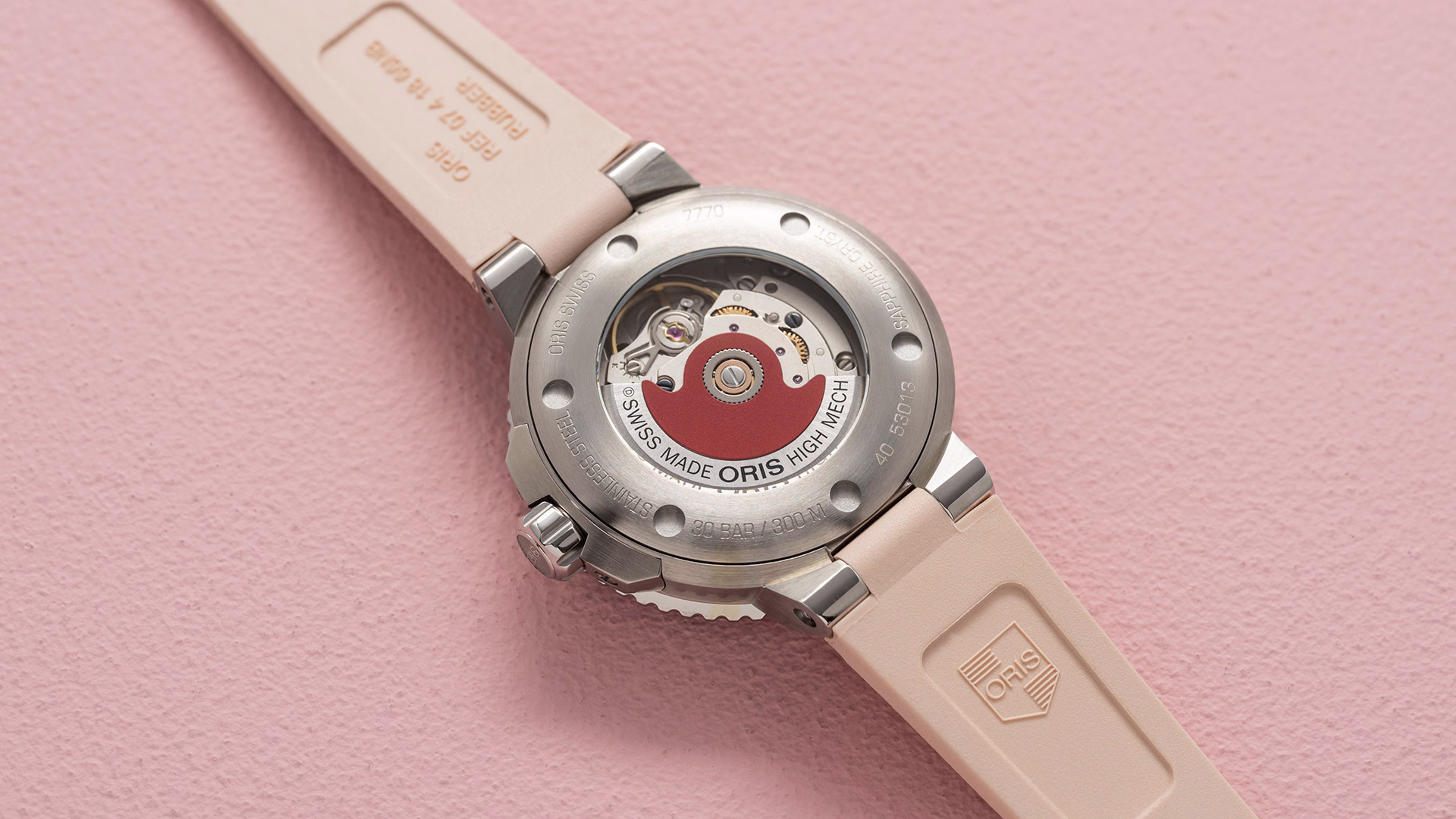 Oris Aquis Date 36,5mmKautschukband Perlmutt Rot Damenuhr 01 733 7770 4158-07 4 18 66FC