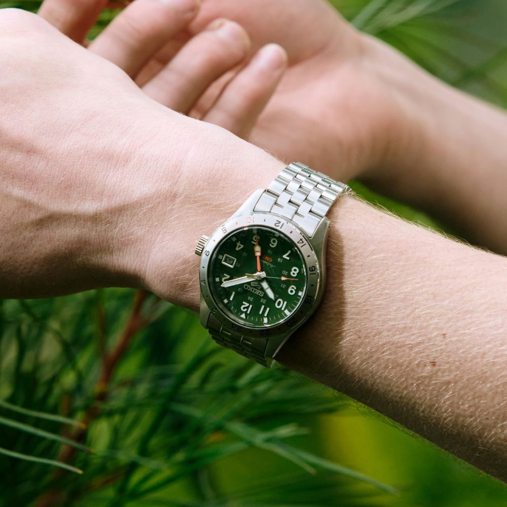 Seiko Seiko 5 Sports Automatik GMT, 39mm, Edelstahl, Khaki Herrenuhr HDB001K1