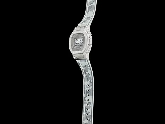 Casio G-Shock Herrenuhr Limited Edition Skeleton Camouflage GM-5600SCM-1ER