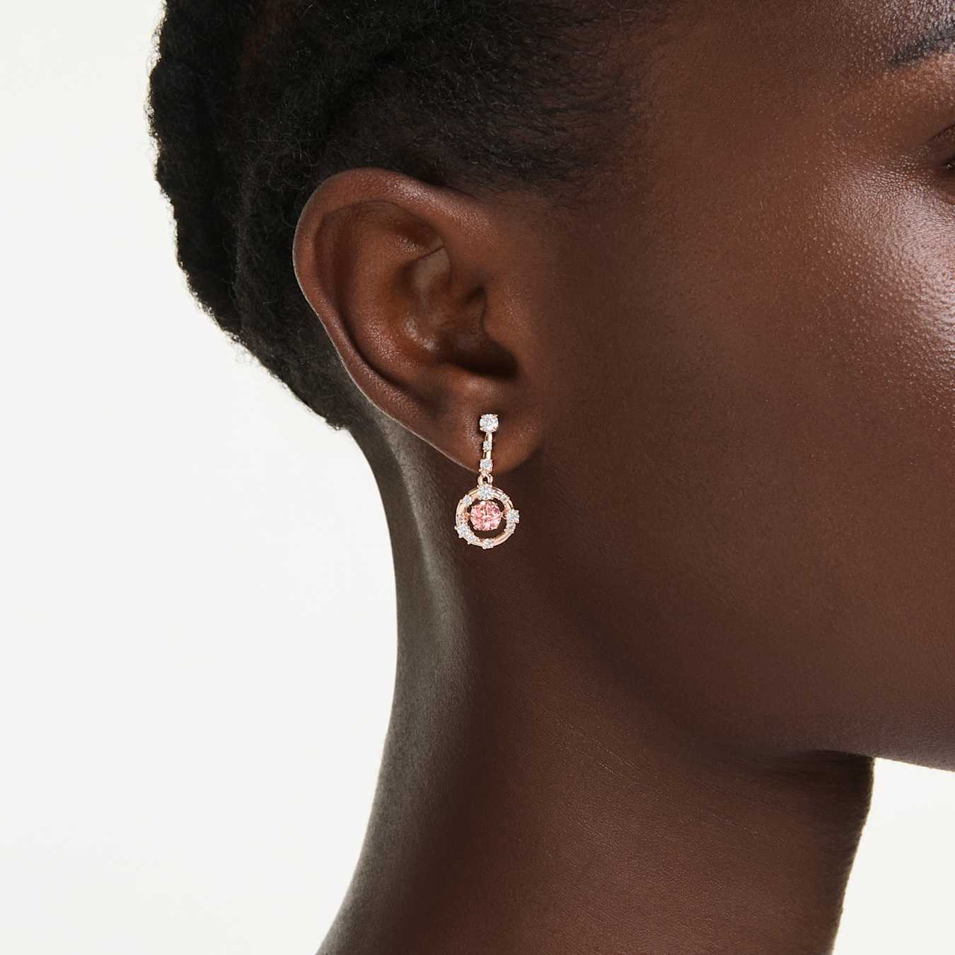 Swarovski  Constella Drop-Ohrhänger Rundschliff, Dancing Stone, Rosa, Roségold-Legierungsschicht