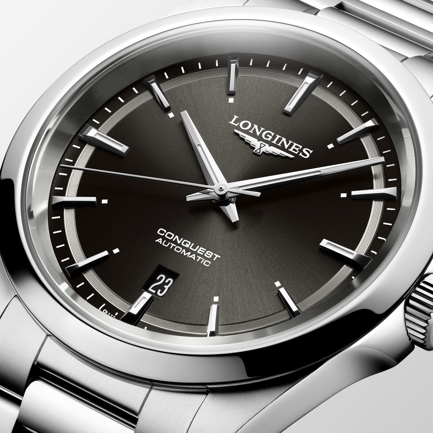 Longines Conquest 41mm schwarz Herrenuhr L3.830.4.52.6